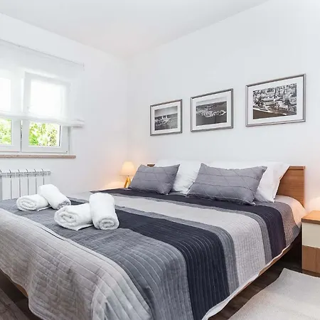 Pineta - Apartments Near Beach * Porec