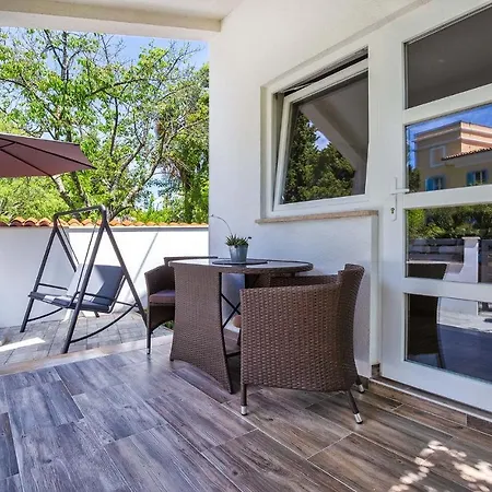 Apartman Pineta - Apartments Near Beach *